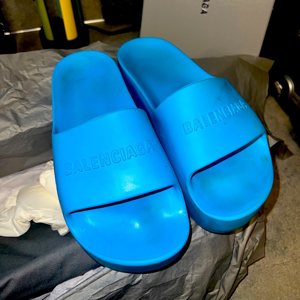 Balenciaga platform slides